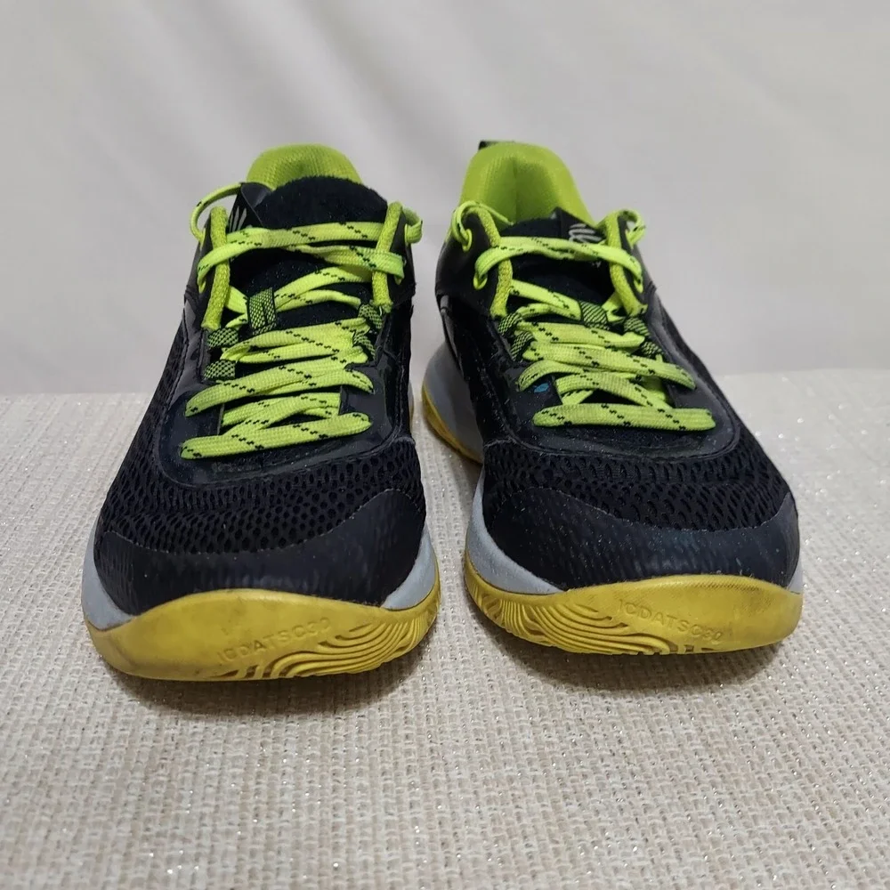 Under Armour Steph Curry GS 3Z6 Size US 6Y‎ Kids Sneaker Black/Lime